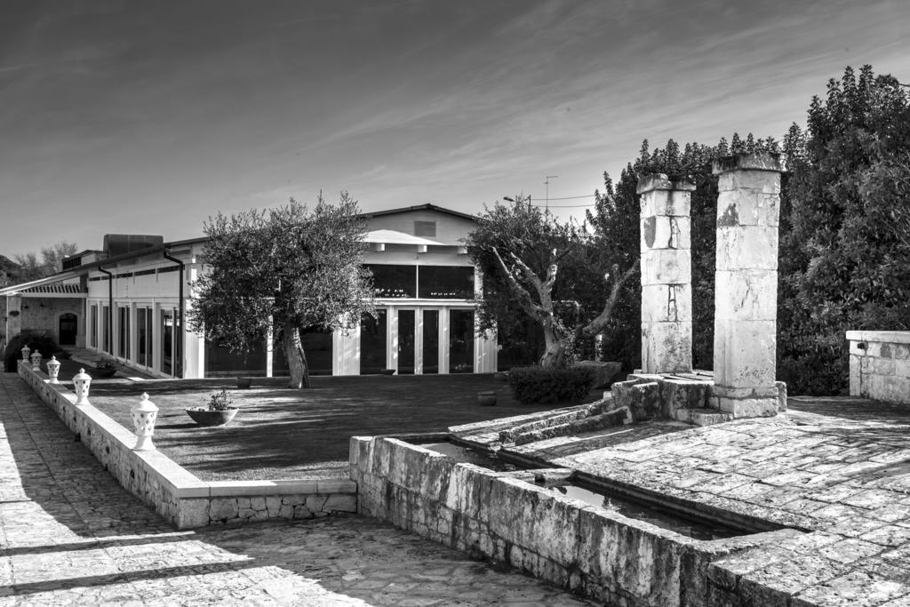 Relais Masseria Serritella Castellana Grotte Exterior photo